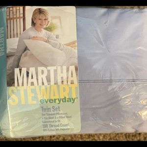 NWT Martha Stewart Sheet Set